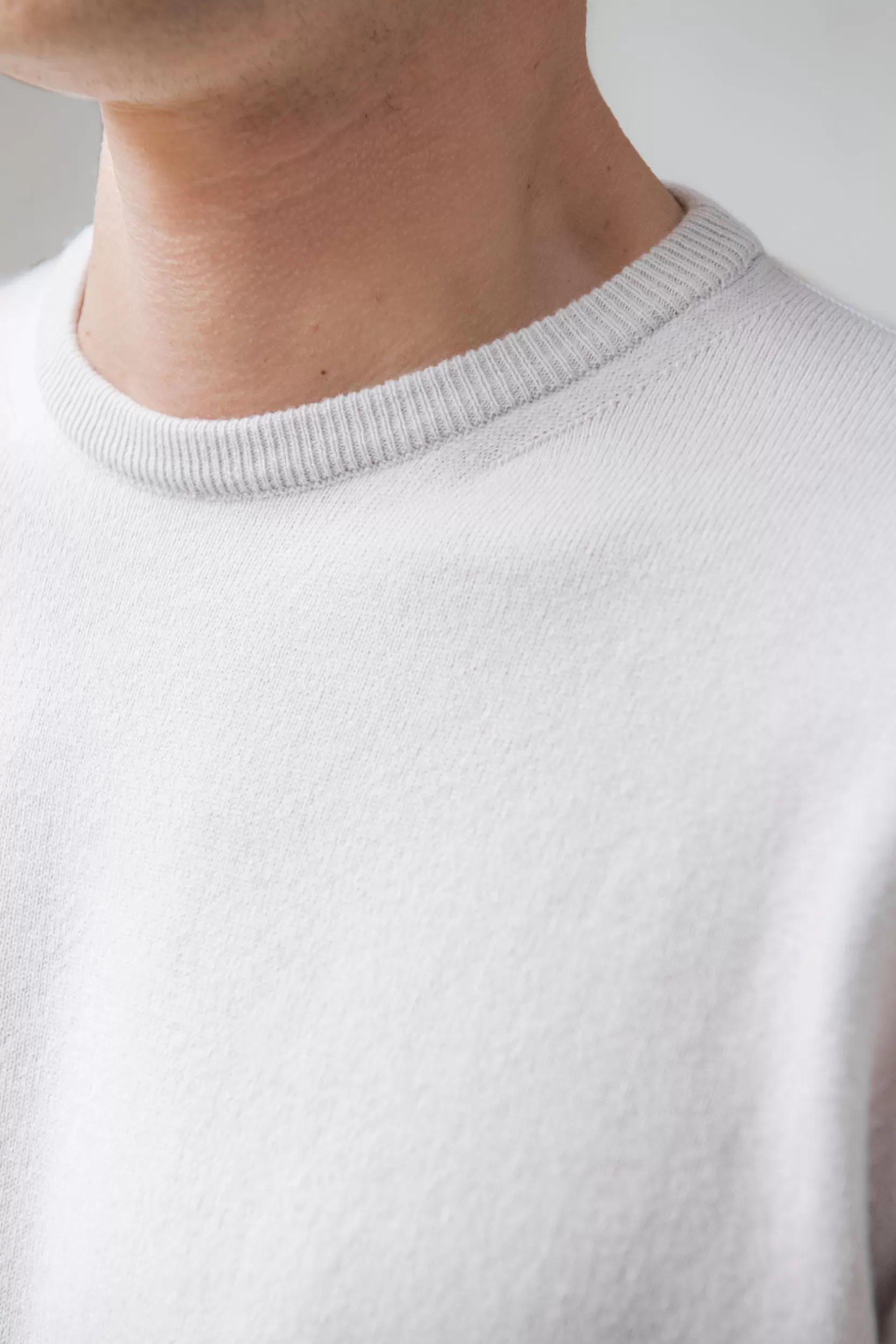 girocollo_in_cashmere_sabbia__made_in_italy_4.webp Cheap Pini Parma Girocollo In Cashmere – Made In Italy Sabbia